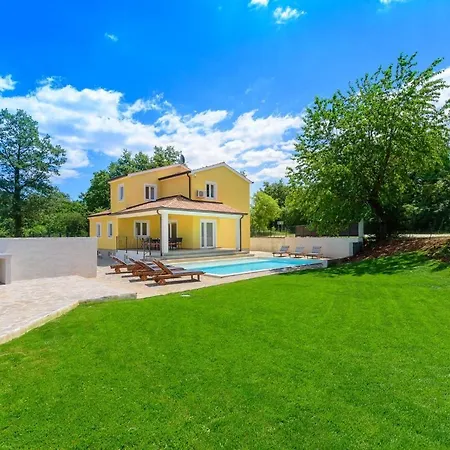 Вилла Dada, Zminj, Istria