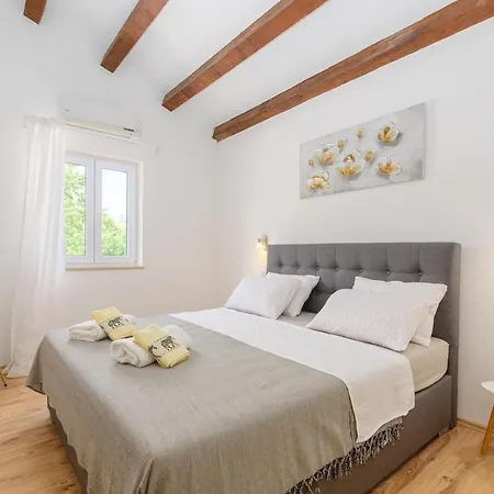 Dada, Zminj, Istria Villa *